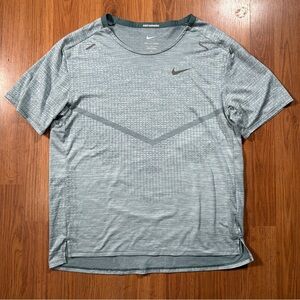 Nike Ultra Light Dri Fit Gray Running ADV Shirt